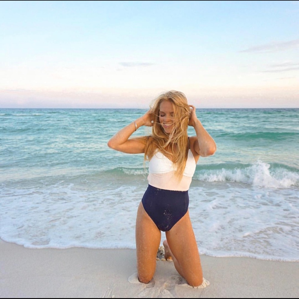 Lively - The One Piece - Colorblock XS